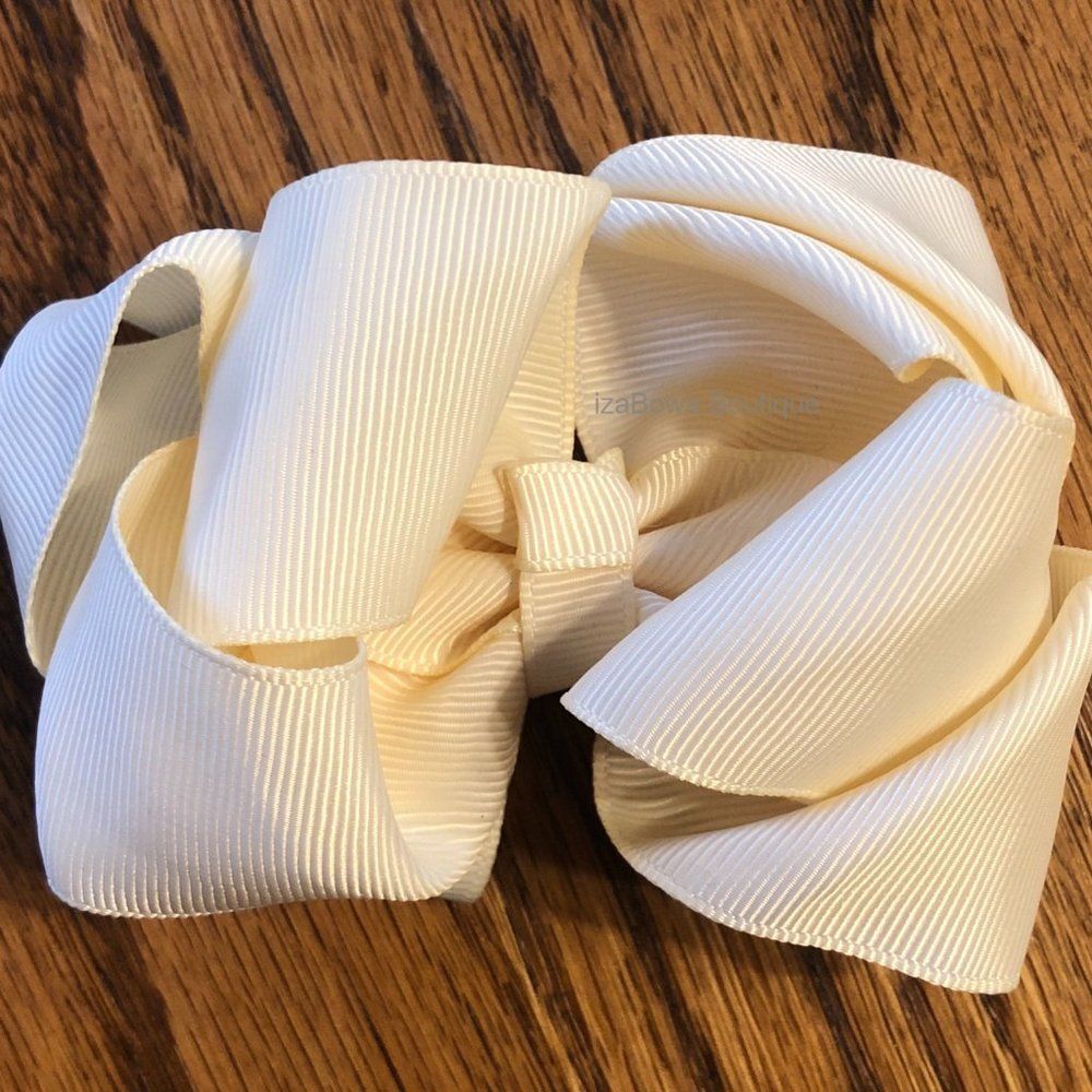 Ivory 4" Double Stacked Boutique Bow  (2)   -kids-  5B2204  Handmade NWT Boutiqu